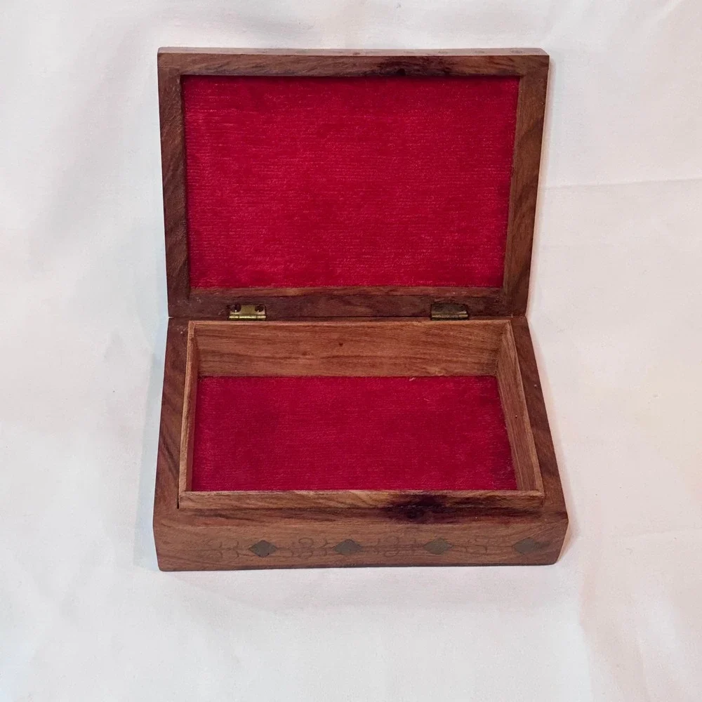 Vintage Wood Brass Inlay Jewelry Box Heart Boho Folk Art 7x5x2